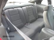 ✅ 2003 Ford Mustang Standard • VIN: 1FAFP40403F411552 • Lot: 42829909. Wystawiony na IAAI z przebiegiem 217 558 mil. Bezpłatny archiwum sprzedaży aukcyjnych z USA i szczegółowy raport historii pojazdu na DreamBid. Zdjęcie 8.