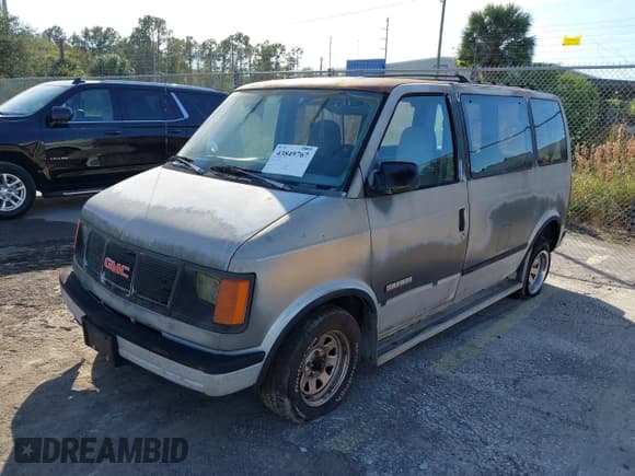 ✅ 1989 GMC Safari • VIN: 1GKDM15Z3KB528890 • Лот: 43849767. Опубликован ранее на IAAI с пробегом 160 912 миль. Бесплатный доступ к архиву аукционных продаж из США и подробный отчёт об истории автомобиля на DreamBid. Изображение 2.