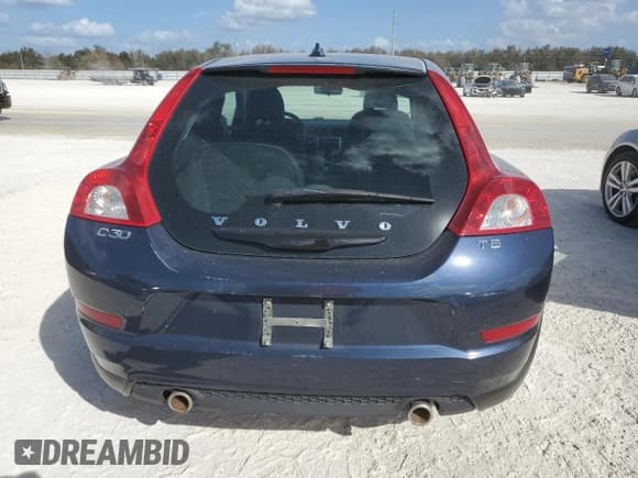 ✅ 2013 Volvo C30 T5 • VIN: YV1672MK9D2307541 • Lot: 74385534. Wystawiony na Copart z przebiegiem 32 577 mil. Bezpłatny archiwum sprzedaży aukcyjnych z USA i szczegółowy raport historii pojazdu na DreamBid. Zdjęcie 6.