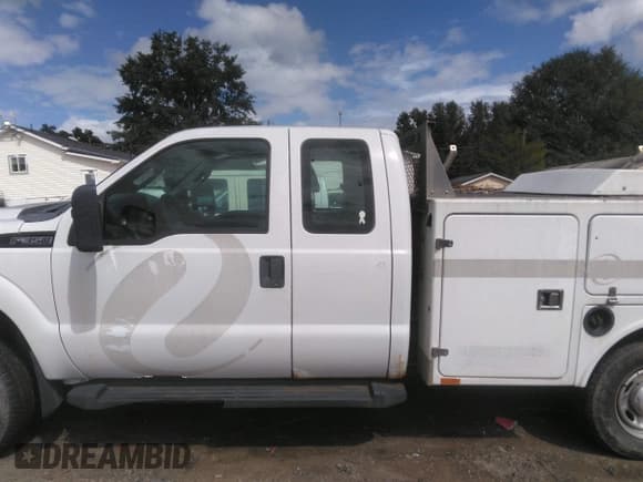 ✅ 2011 Ford F-350 Lariat • VIN: 1FT7X3B62BED03414 • Лот: 43405922. Опубликован ранее на IAAI с пробегом 186 682 миль. Бесплатный доступ к архиву аукционных продаж из США и подробный отчёт об истории автомобиля на DreamBid. Изображение 14.