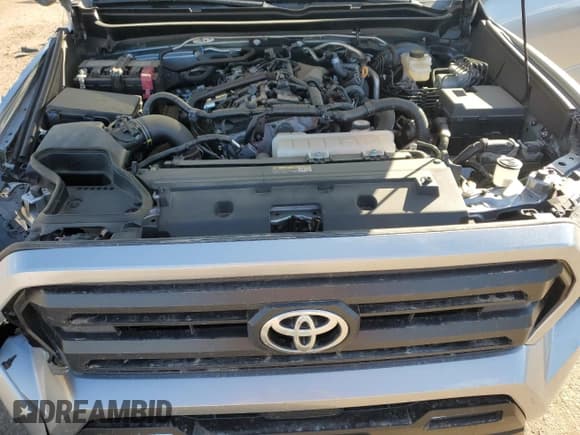 ✅ 2024 Toyota Tacoma SR5 • VIN: 3TMLB5JN6RM069297 • Lot: 90062935. Wystawiony na Copart z przebiegiem 17 926 mil. Bezpłatny archiwum sprzedaży aukcyjnych z USA i szczegółowy raport historii pojazdu na DreamBid. Zdjęcie 11.