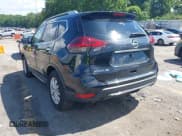 ✅ 2018 Nissan Rogue SL • VIN: 5N1AT2MT5JC818184 • Lot: 42317376. Wystawiony na IAAI z przebiegiem 93 708 mil. Bezpłatny archiwum sprzedaży aukcyjnych z USA i szczegółowy raport historii pojazdu na DreamBid. Zdjęcie 3.