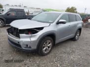 ✅ 2016 Toyota Highlander LE Plus • VIN: 5TDBKRFH6GS355475 • Lot: 43416332. Wystawiony na IAAI z przebiegiem 77 714 mil. Bezpłatny archiwum sprzedaży aukcyjnych z USA i szczegółowy raport historii pojazdu na DreamBid. Zdjęcie 2.