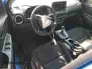 2022 Hyundai Kona SEL z VIN KM8K6CAB5NU889740, wystawiony jako Copart lot #67050245 z przebiegiem 8 507 mil mil oraz Szkoda całkowita • Salvage title. Historia ofert i sprzedaży dostępna na DreamBid. Obrazek 8.