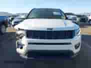 2020 Jeep Compass Latitude с VIN 3C4NJDBBXLT203932, выставлен на аукционе IAAI как лот 41830978 с пробегом 49 421 миль миль и . История ставок и продаж доступна на DreamBid. Изображение 12.