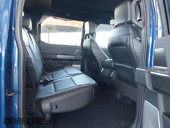 ✅ 2022 Ford F-150 XL • VIN: 1FTFW1ED3NFB51073 • Lot: 42577506. Listed on IAAI with 68,524 mi. Free auction sales archive from the USA and detailed vehicle history report at DreamBid. Image 8.