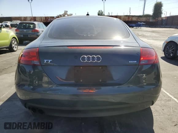 ✅ 2010 Audi TT • VIN: TRUFFAFK7A1014440 • Lot: 76528594. Listed on Copart with 57,441 mi. Free auction sales archive from the USA and detailed vehicle history report at DreamBid. Image 6.