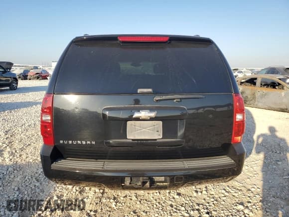 ✅ 2009 Chevrolet Suburban LS • VIN: 1GNFC16J79R296206 • Lot: 73736534. Listed on Copart with 415,731 mi. Free auction sales archive from the USA and detailed vehicle history report at DreamBid. Image 6.