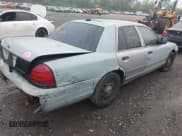 ✅ 2006 Ford Police Interceptor • VIN: 2FAFP71W76X109699 • Lot: 42272406. Wystawiony na IAAI z przebiegiem Nie podano. Bezpłatny archiwum sprzedaży aukcyjnych z USA i szczegółowy raport historii pojazdu na DreamBid. Zdjęcie 4.