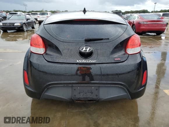 ✅ 2015 Hyundai Veloster RE:FLEX • VIN: KMHTC6AD0FU221507 • Lot: 74328234. Wystawiony na Copart z przebiegiem 90 845 mil. Bezpłatny archiwum sprzedaży aukcyjnych z USA i szczegółowy raport historii pojazdu na DreamBid. Zdjęcie 6.