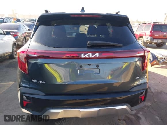 ✅ 2024 Kia Seltos S • VIN: KNDEUCAA5R7515891 • Lot: 43541350. Wystawiony na IAAI z przebiegiem 26 172 mil. Bezpłatny archiwum sprzedaży aukcyjnych z USA i szczegółowy raport historii pojazdu na DreamBid. Zdjęcie 17.