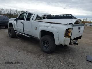 ✅ 2010 Chevrolet Silverado 1500 LT • VIN: 1GCSKSE39AZ258676 • Lot: 43522577. Listed on IAAI with 185,130 mi. Free auction sales archive from the USA and detailed vehicle history report at DreamBid. Image 3.