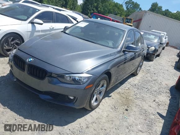 ✅ 2015 BMW 3 Series 328i xDrive • VIN: WBA3B5G53FNS14558 • Lot: 42847313. Listed on IAAI with 108,615 mi. Free auction sales archive from the USA and detailed vehicle history report at DreamBid. Image 2.