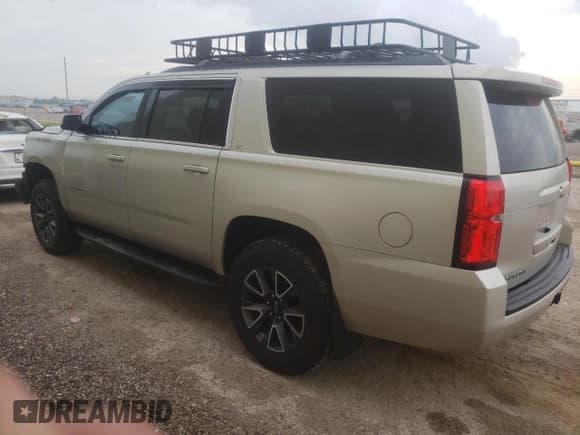 ✅ 2016 Chevrolet Suburban LT • VIN: 1GNSKHKCXGR246088 • Lot: 62619084. Wystawiony na Copart z przebiegiem 116 240 mil. Bezpłatny archiwum sprzedaży aukcyjnych z USA i szczegółowy raport historii pojazdu na DreamBid. Zdjęcie 2.