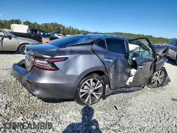 ✅ 2020 Nissan Maxima SV • VIN: 1N4AA6CV6LC364279 • Лот: 86885695. Опубликован ранее на Copart с пробегом Не указан. Бесплатный доступ к архиву аукционных продаж из США и подробный отчёт об истории автомобиля на DreamBid. Изображение 3.