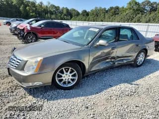 ✅ 2011 Cadillac DTS Luxury Collection • VIN: 1G6KD5E62BU141142 • Лот: 82099355. Опубликован ранее на Copart с пробегом 99 219 миль. Бесплатный доступ к архиву аукционных продаж из США и подробный отчёт об истории автомобиля на DreamBid. Изображение 1.