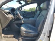 ✅ 2022 Buick Enclave Premium • VIN: 5GAEVBKWXNJ172575 • Lot: 67109825. Wystawiony na Copart z przebiegiem 22 588 mil. Bezpłatny archiwum sprzedaży aukcyjnych z USA i szczegółowy raport historii pojazdu na DreamBid. Zdjęcie 7.