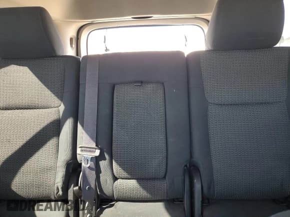 ✅ 2008 Jeep Commander Sport • VIN: 1J8HG48N18C172143 • Lot: 75694694. Wystawiony na Copart z przebiegiem 219 686 mil. Bezpłatny archiwum sprzedaży aukcyjnych z USA i szczegółowy raport historii pojazdu na DreamBid. Zdjęcie 10.