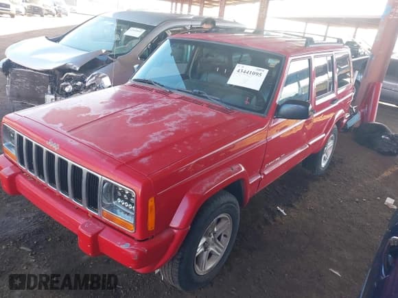✅ 2000 Jeep Cherokee Limited • VIN: 1J4FF68S0YL205758 • Лот: 43441095. Опубликован ранее на IAAI с пробегом 236 300 миль. Бесплатный доступ к архиву аукционных продаж из США и подробный отчёт об истории автомобиля на DreamBid. Изображение 2.