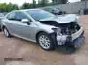 2022 Toyota Camry LE с VIN 4T1C11BK0NU053520, выставлен на аукционе IAAI как лот 42541083 с пробегом 61 579 миль миль и . История ставок и продаж доступна на DreamBid. Изображение 1.