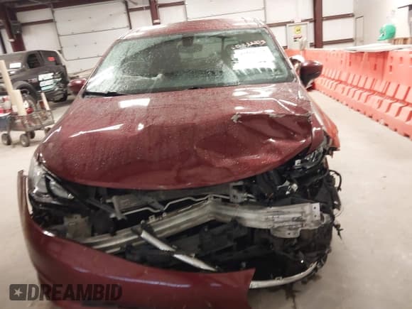 ✅ 2019 Chrysler Pacifica Touring • VIN: 2C4RC1DG5KR626535 • Lot: 43566138. Wystawiony na IAAI z przebiegiem 94 838 mil. Bezpłatny archiwum sprzedaży aukcyjnych z USA i szczegółowy raport historii pojazdu na DreamBid. Zdjęcie 12.