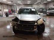 ✅ 2004 Toyota RAV4 • VIN: JTEHD20V246018528 • Lot: 43147354. Listed on IAAI with 205,590 mi. Free auction sales archive from the USA and detailed vehicle history report at DreamBid. Image 12.