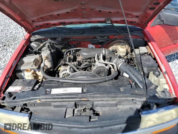 2002 Chevrolet S-10 LS с VIN 1GCDT13W62K213315, выставлен на аукционе Copart как лот 83997685 с пробегом 215 253 миль миль и Списание • Salvage title. История ставок и продаж доступна на DreamBid. Изображение 11.