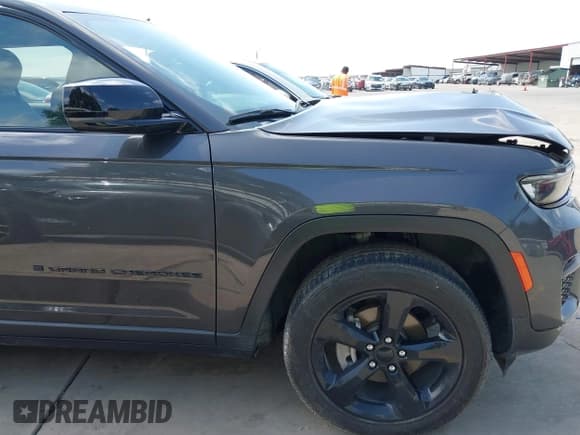 ✅ 2023 Jeep Grand Cherokee Laredo • VIN: 1C4RJHAG6PC546003 • Lot: 42200015. Listed on IAAI with 20,076 mi. Free auction sales archive from the USA and detailed vehicle history report at DreamBid. Image 19.
