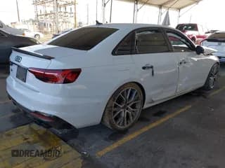 ✅ 2023 Audi S4 Prestige • VIN: WAUC4AF41PA083487 • Lot: 43330746. Wystawiony na IAAI z przebiegiem 22 965 mil. Bezpłatny archiwum sprzedaży aukcyjnych z USA i szczegółowy raport historii pojazdu na DreamBid. Zdjęcie 4.