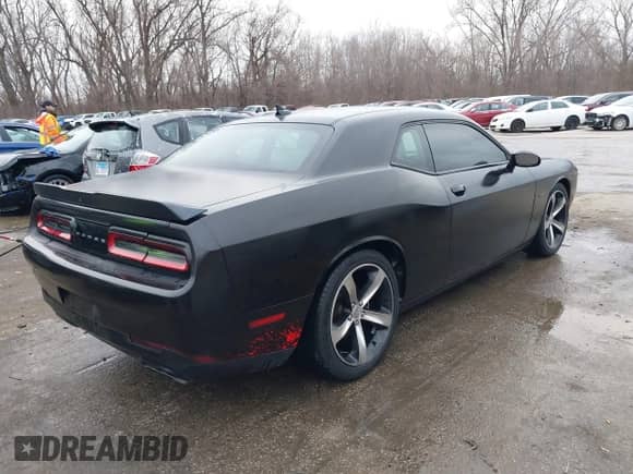 2015 Dodge Challenger R/T Plus with VIN 2C3CDZBT9FH864714, listed as a IAAI auction lot 41198768 with 101,534 mi miles and . Bid and sale history available at DreamBid. Image 4.