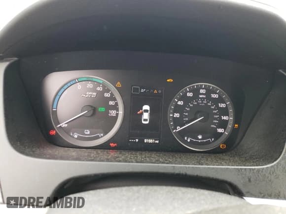 ✅ 2016 Hyundai Sonata • VIN: KMHE14L26GA031485 • Лот: 51050224. Опубликован ранее на Copart с пробегом 91 551 миль. Бесплатный доступ к архиву аукционных продаж из США и подробный отчёт об истории автомобиля на DreamBid. Изображение 9.