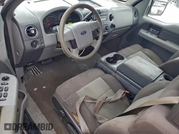 ✅ 2005 Ford F-150 XLT • VIN: 1FTPX14515NB99009 • Лот: 94898625. Опубликован ранее на Copart с пробегом 138 767 миль. Бесплатный доступ к архиву аукционных продаж из США и подробный отчёт об истории автомобиля на DreamBid. Изображение 8.