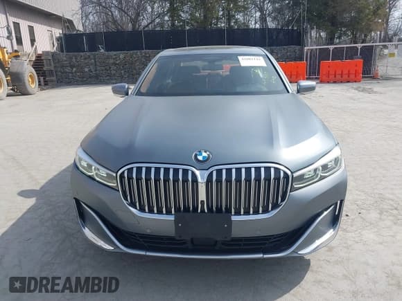 ✅ 2022 BMW 7 Series 750i xDrive • VIN: WBA7U2C08NCH57275 • Лот: 41801141. Опубликован ранее на IAAI с пробегом 49 307 миль. Бесплатный доступ к архиву аукционных продаж из США и подробный отчёт об истории автомобиля на DreamBid. Изображение 12.