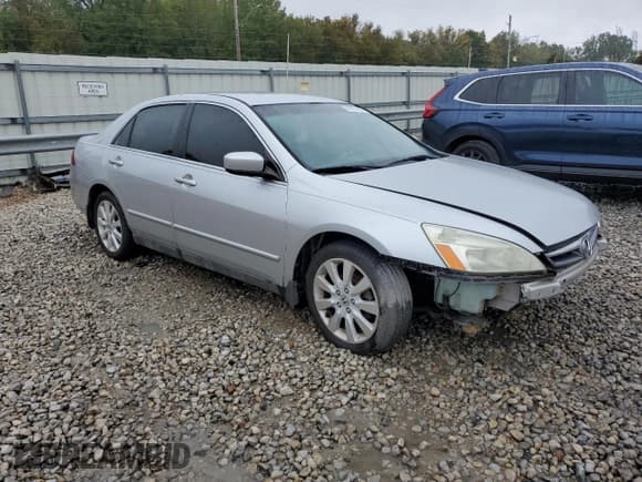✅ 2007 Honda Accord LX SE • VIN: 1HGCM66407A088195 • Lot: 89927465. Listed on Copart with 219,812 mi. Free auction sales archive from the USA and detailed vehicle history report at DreamBid. Image 4.