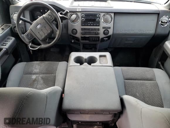 ✅ 2015 Ford F-250 XL • VIN: 1FT7W2B69FEC58572 • Лот: 93955045. Опубликован ранее на Copart с пробегом 169 227 миль. Бесплатный доступ к архиву аукционных продаж из США и подробный отчёт об истории автомобиля на DreamBid. Изображение 8.