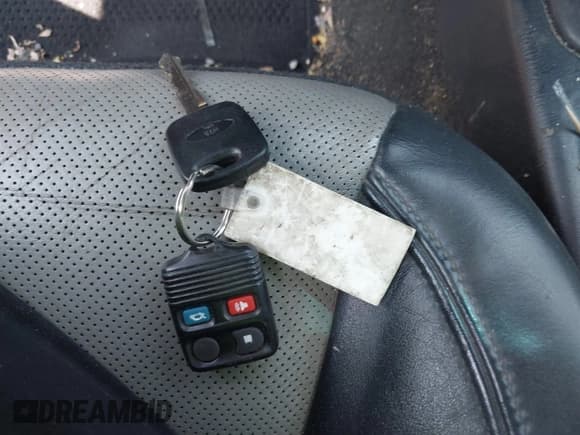 ✅ 2002 Mercury Cougar • VIN: 1ZWFT61L125619931 • Лот: 42719081. Опубликован ранее на IAAI с пробегом 155 017 миль. Бесплатный доступ к архиву аукционных продаж из США и подробный отчёт об истории автомобиля на DreamBid. Изображение 11.