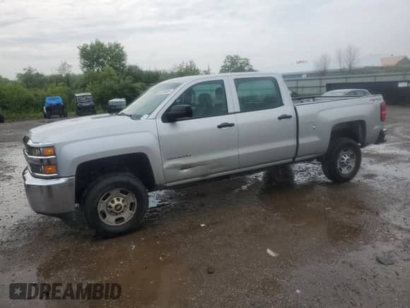 2015 Chevrolet Silverado 2500HD Work Truck с VIN 1GC1KUEG2FF606854, выставлен на аукционе Copart как лот 64315085 с пробегом 115 399 миль миль и Чистый • Clean title. История ставок и продаж доступна на DreamBid. Изображение 1.