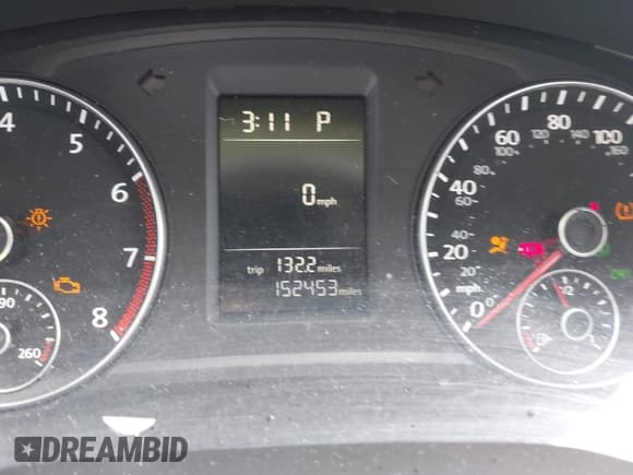 ✅ 2013 Volkswagen Passat S • VIN: 1VWAP7A35DC013006 • Lot: 42033599. Listed on IAAI with 152,453 mi. Free auction sales archive from the USA and detailed vehicle history report at DreamBid. Image 7.