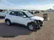 2020 Hyundai Venue SE с VIN KMHRB8A32LU031929, выставлен на аукционе Copart как лот 84714794 с пробегом 30 026 миль миль и Чистый • Clean title. История ставок и продаж доступна на DreamBid. Изображение 4.