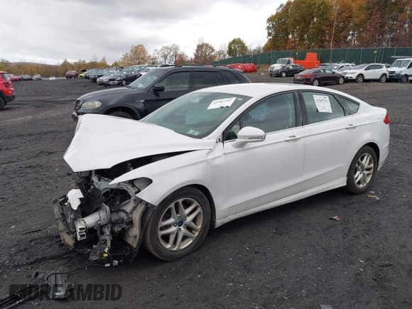 ✅ 2015 Ford Fusion SE • VIN: 1FA6P0H73F5104278 • Lot: 43587702. Wystawiony na IAAI z przebiegiem 136 533 mil. Bezpłatny archiwum sprzedaży aukcyjnych z USA i szczegółowy raport historii pojazdu na DreamBid. Zdjęcie 2.