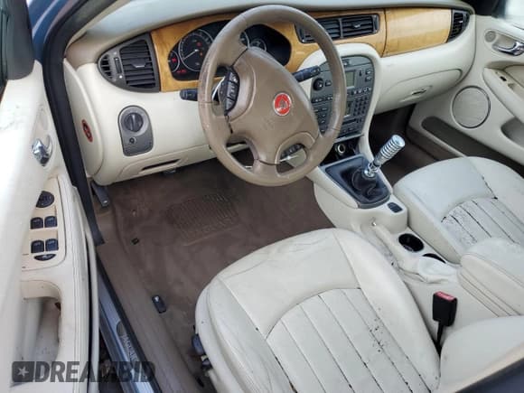 ✅ 2004 Jaguar X-Type • VIN: SAJEB52D54XD68737 • Лот: 85168784. Опубликован ранее на Copart с пробегом 150 975 миль. Бесплатный доступ к архиву аукционных продаж из США и подробный отчёт об истории автомобиля на DreamBid. Изображение 8.