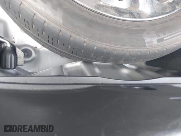 ✅ 2007 Lexus LS 460 • VIN: JTHBL46F275029708 • Lot: 43433130. Listed on IAAI with 82,251 mi. Free auction sales archive from the USA and detailed vehicle history report at DreamBid. Image 18.