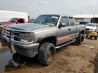 ✅ 2006 Chevrolet Silverado 1500 LT1 • VIN: 1GCEK19Z06Z120859 • Лот: 70409704. Опубликован ранее на Copart с пробегом Не указан. Бесплатный доступ к архиву аукционных продаж из США и подробный отчёт об истории автомобиля на DreamBid. Изображение 1.