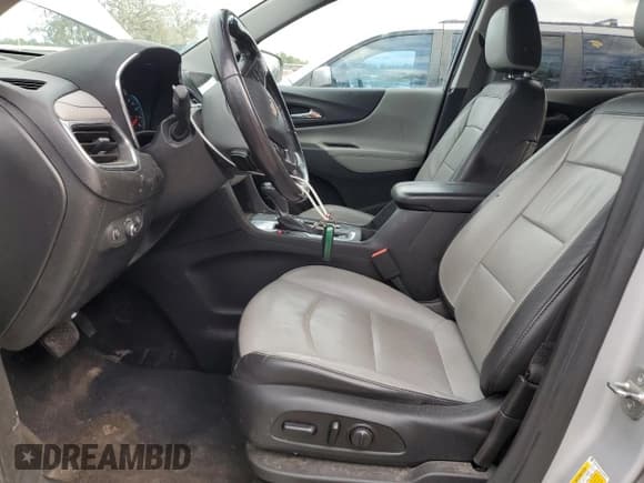 ✅ 2020 Chevrolet Equinox Premier • VIN: 2GNAXNEV1L6249377 • Lot: 83957145. Wystawiony na Copart z przebiegiem 171 156 mil. Bezpłatny archiwum sprzedaży aukcyjnych z USA i szczegółowy raport historii pojazdu na DreamBid. Zdjęcie 7.