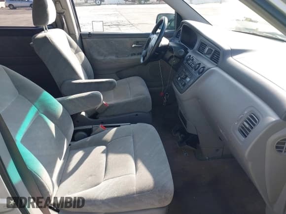 ✅ 2004 Honda Odyssey EX-RES • VIN: 5FNRL18864B149213 • Lot: 42227096. Listed on IAAI with 182,145 mi. Free auction sales archive from the USA and detailed vehicle history report at DreamBid. Image 5.
