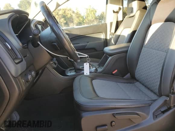 ✅ 2022 Chevrolet Colorado 4WD Z71 • VIN: 1GCGTDENXN1248694 • Лот: 87085265. Опубликован ранее на Copart с пробегом 54 133 миль. Бесплатный доступ к архиву аукционных продаж из США и подробный отчёт об истории автомобиля на DreamBid. Изображение 7.