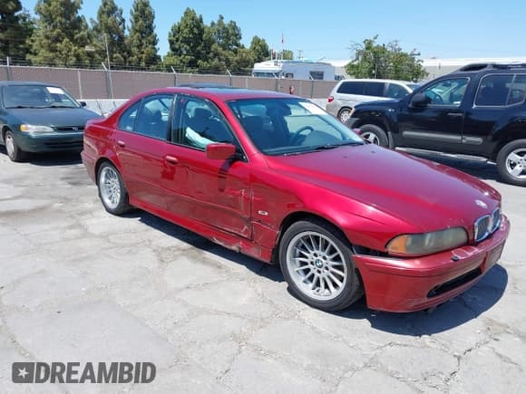 ✅ 2001 BMW 5 Series 540i • VIN: WBADN63471GM72836 • Лот: 42602830. Опубликован ранее на IAAI с пробегом Не указан. Бесплатный доступ к архиву аукционных продаж из США и подробный отчёт об истории автомобиля на DreamBid. Изображение 1.