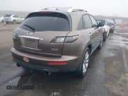 ✅ 2007 Infiniti FX • VIN: JNRAS08W57X209730 • Lot: 43827043. Wystawiony na IAAI z przebiegiem 258 129 mil. Bezpłatny archiwum sprzedaży aukcyjnych z USA i szczegółowy raport historii pojazdu na DreamBid. Zdjęcie 4.