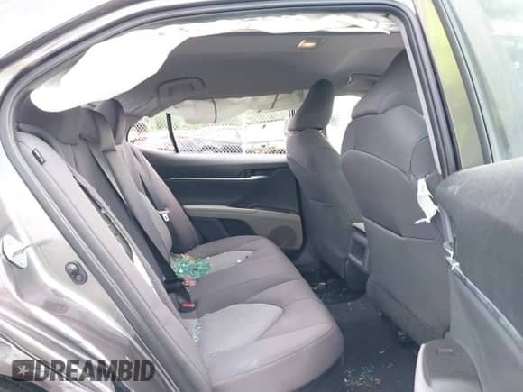 2021 Toyota Camry Hybrid LE с VIN 4T1C31AK7MU551305, выставлен на аукционе IAAI как лот 39548351 с пробегом Не указан миль и . История ставок и продаж доступна на DreamBid. Изображение 8.