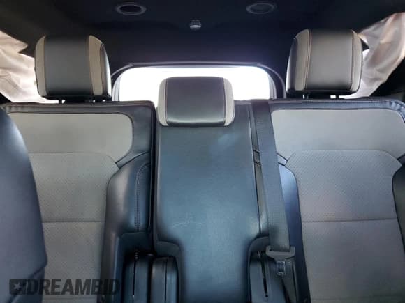 ✅ 2017 Ford Explorer XLT • VIN: 1FM5K8DH7HGE11585 • Lot: 91634695. Listed on Copart with 52,722 mi. Free auction sales archive from the USA and detailed vehicle history report at DreamBid. Image 10.